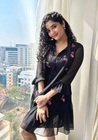 ritika singh_teluguvox 4